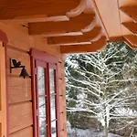 Roubenka A Miniroubenka, Olsany 度假居 *