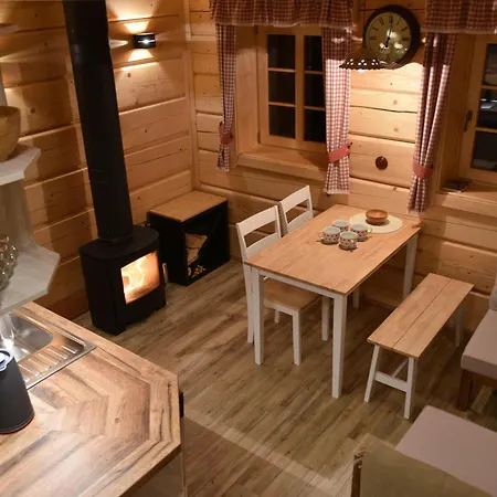 Roubenka A Miniroubenka, Olsany 度假居